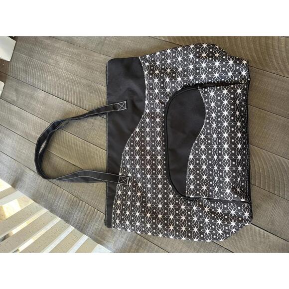 Creative Memories Other - Creative Memories Daisy Project Tote zip up craft tote bag